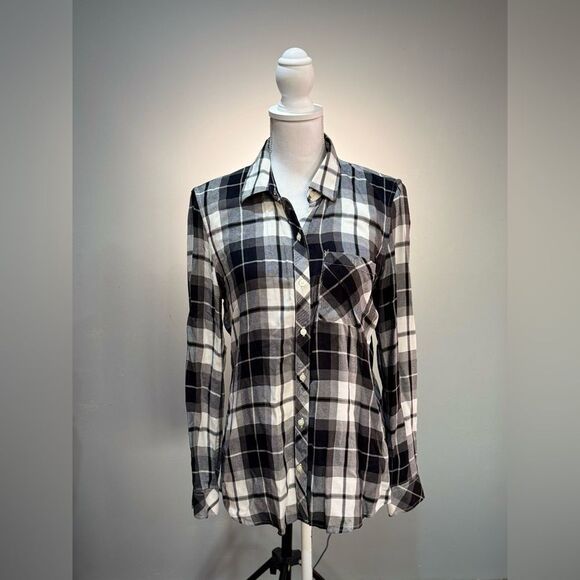 Neutral GAP Plaid Button Down Flannel Shirt Size S EUC - Picture 1 of 5